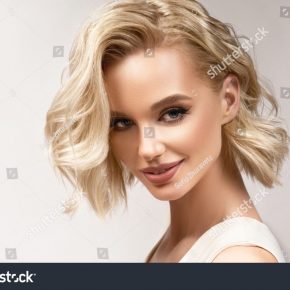 Height: 5' 11
                        
 Bust: 32FF
                        Waist: 26
                        Hips: 36
                        Dress: 10
                        Shoe: 7