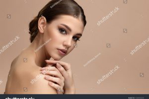 stock-photo-beauty-face-woman-natural-healthy-cosmetic-skin-clean-sresh-beautiful-woman-portrait-manicure-hand-1928952635